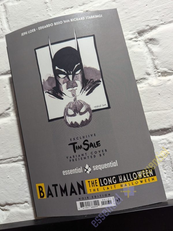 Batman: The Last Halloween #1 Noir Edition ES Exclusive by Tim Sale - Image 2